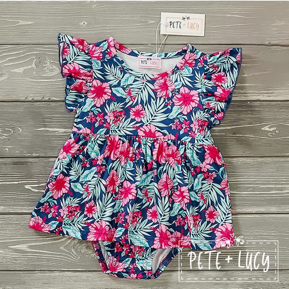 Pete + Lucy infant romper